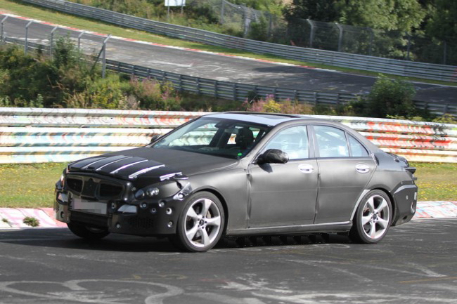 2014-Mercedes-C-Klasse